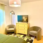 2parkings, 2min Petitevenise-xmarche