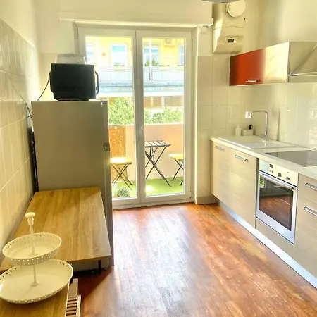 2parkings, 2min Petitevenise-xmarché * Colmar