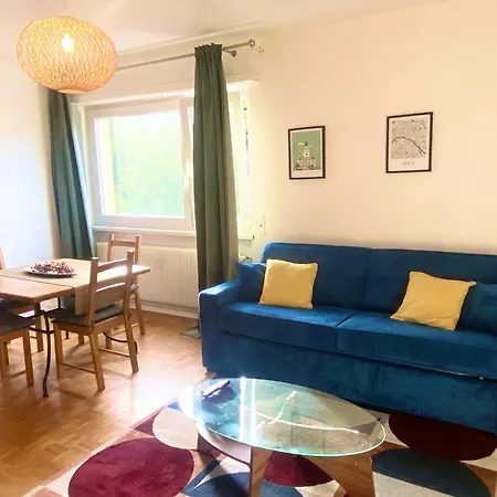 2parkings, 2min Petitevenise-xmarche Apartamento